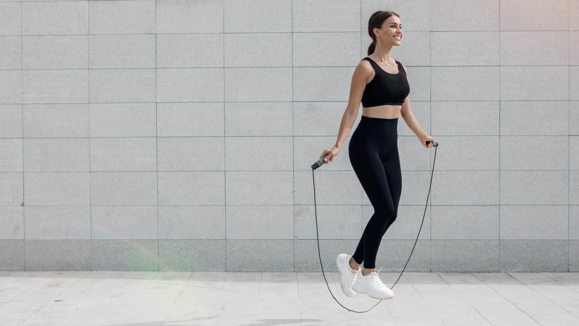 Jumping rope variations that make workout sessions enjoyable