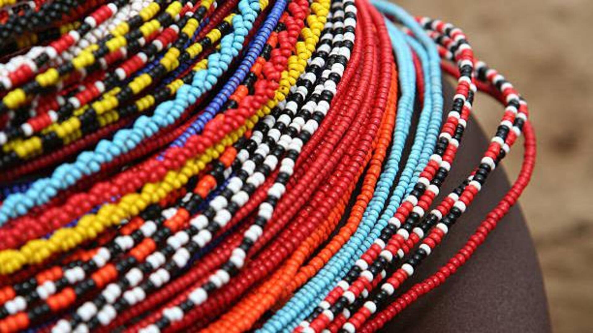 Things to know before buying African jewelry