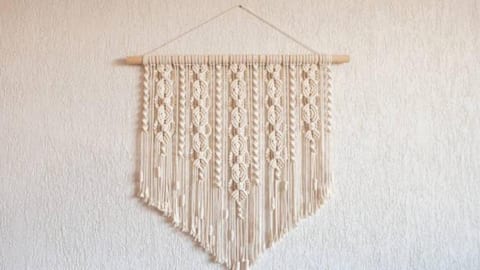 How to create beautiful wall hangings at home