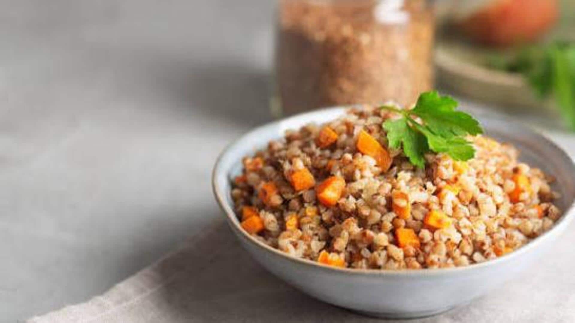 Breakfast for muscle gain: Buckwheat porridge 