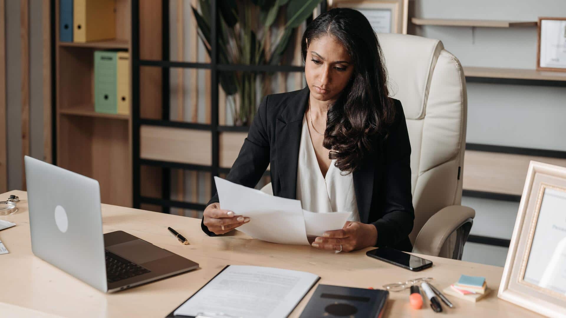 How to verify Indian non-government documents