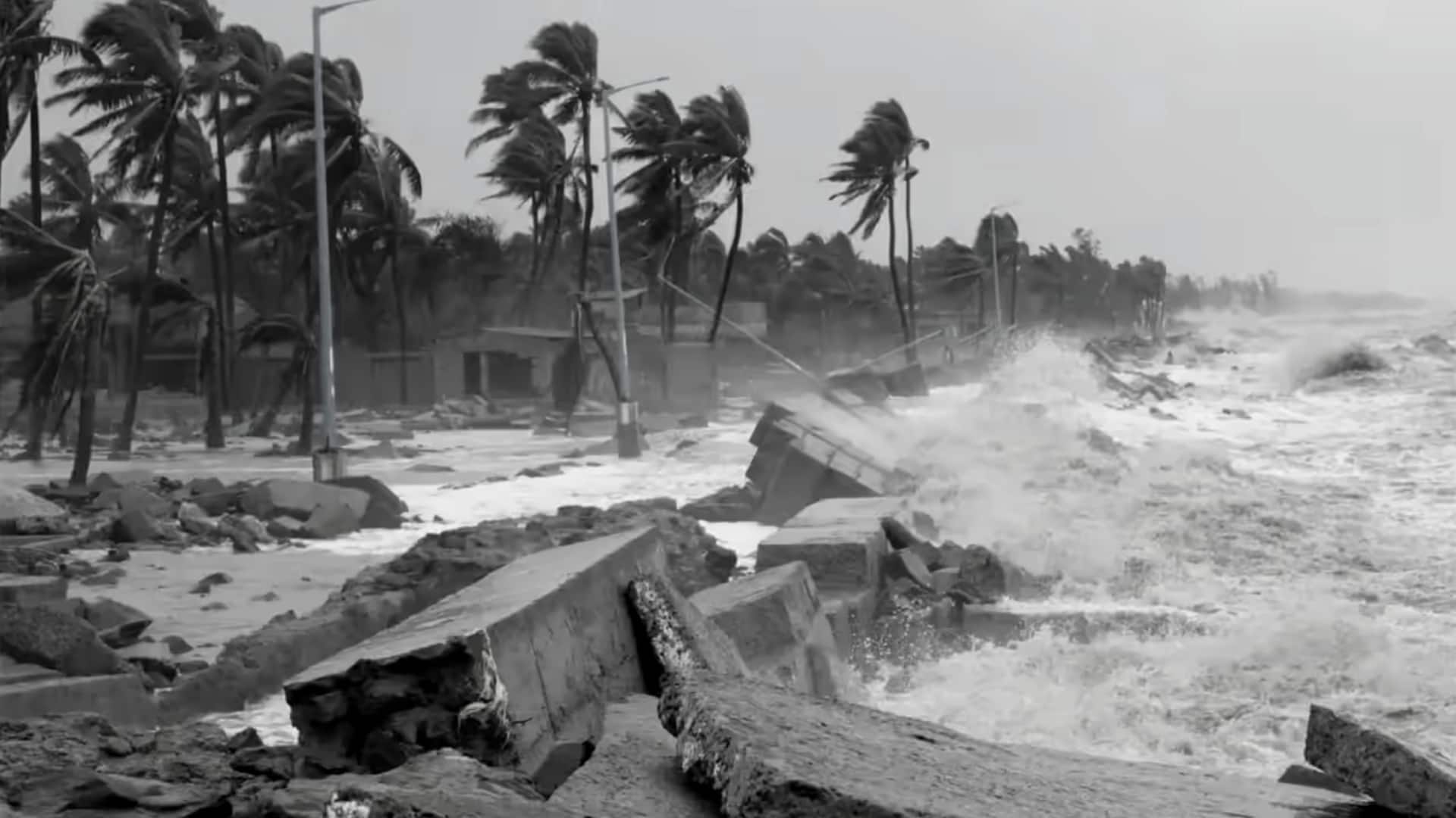 Cyclone 'Montha' weakens after Andhra landfall; leaves 1 dead  Cyclone 'Montha' weakens after Andhra landfall; leaves 1 dead