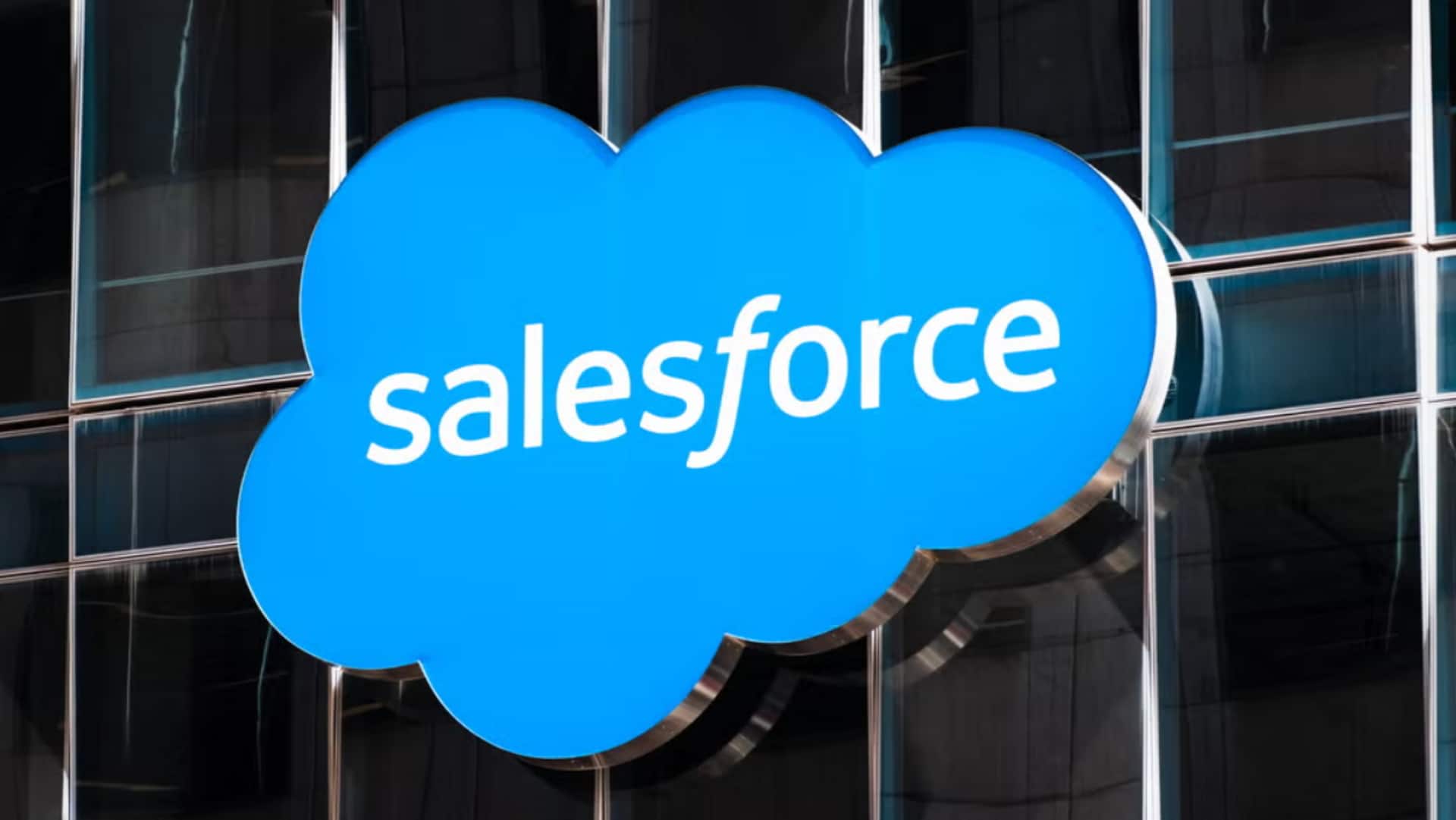 Salesforce sued for using copyrighted material in AI training Salesforce sued for using copyrighted material in AI training