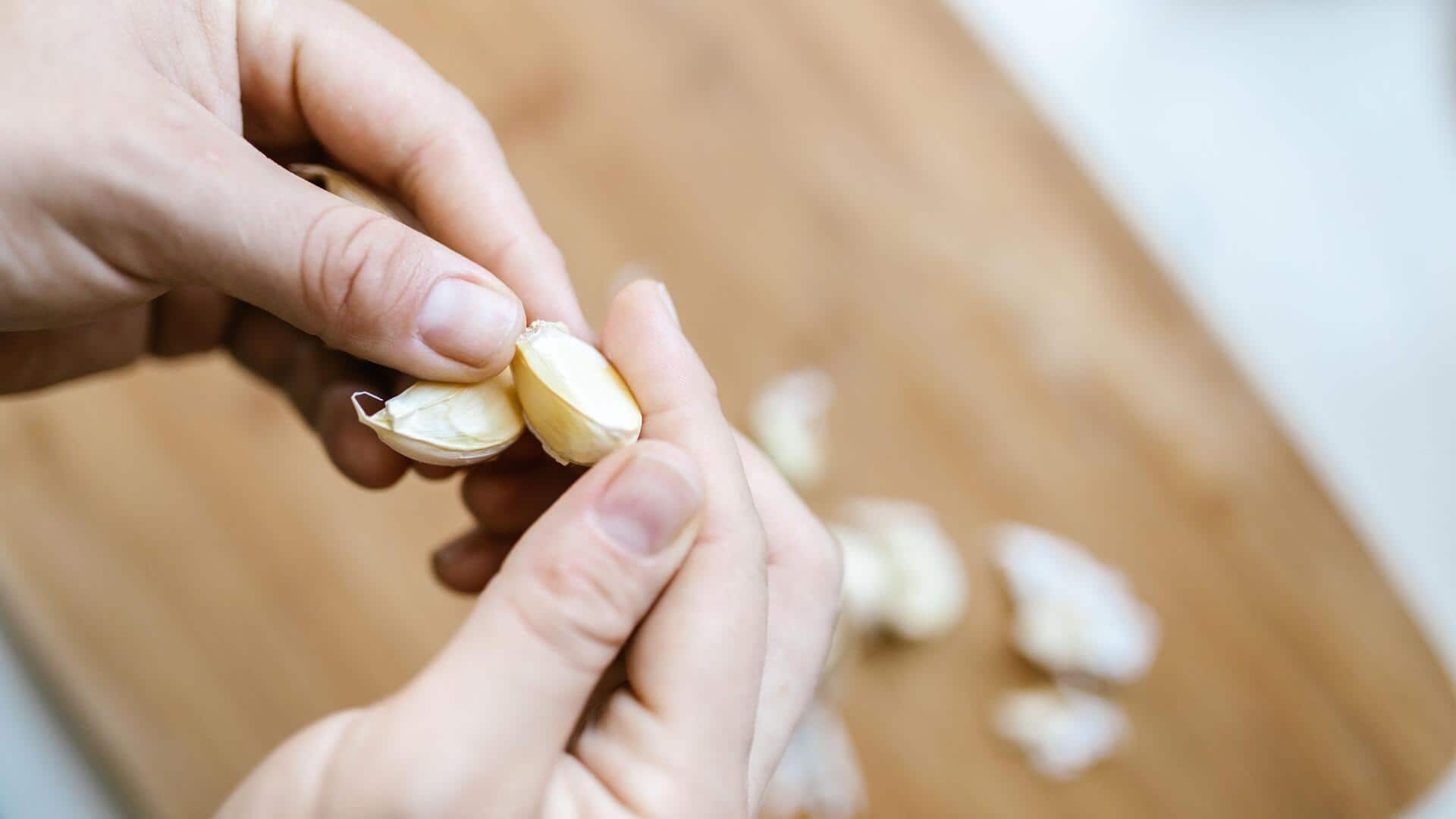 Peel garlic in seconds with these tricks