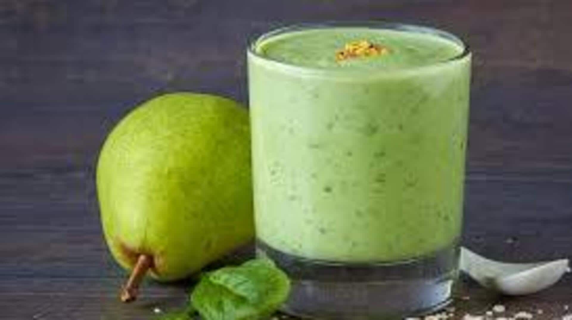 Healthy and tasty: Spiced pear smoothie recipe