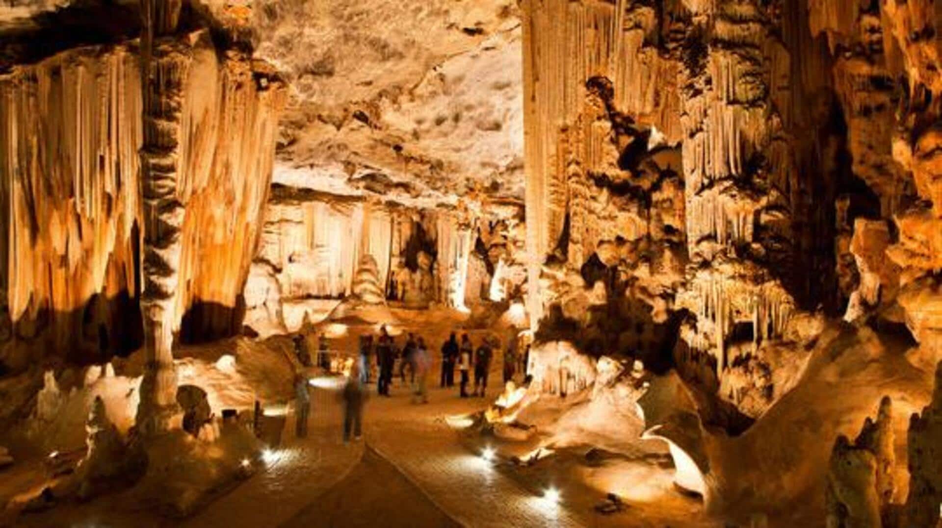 Cango Caves in South Africa: A geological limestone marvel 
