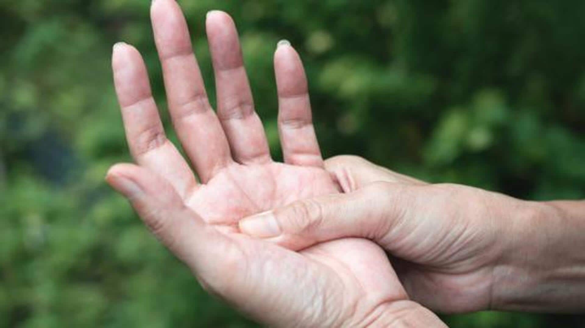 De-stress and relax: 5 self-massage techniques De-stress and relax: 5 self-massage techniques