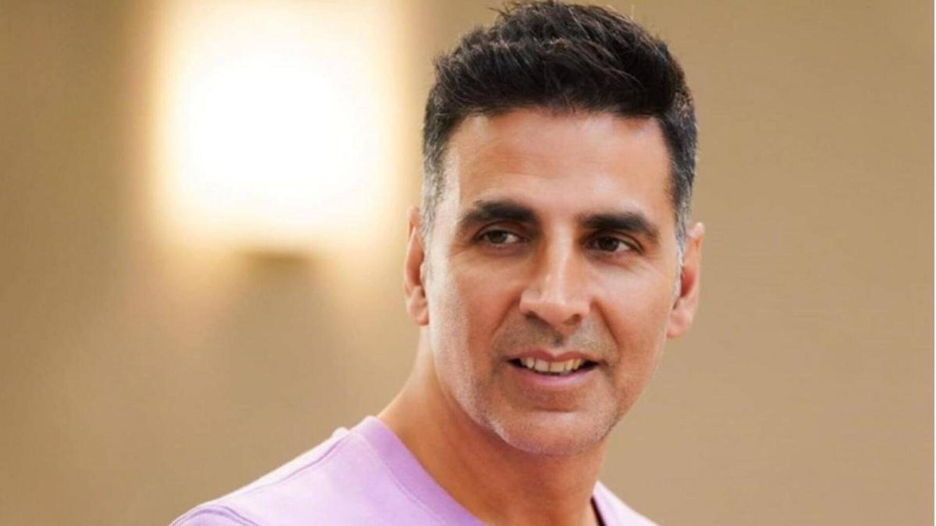 Akshay Kumar's escort car meets with accident; 2 injured