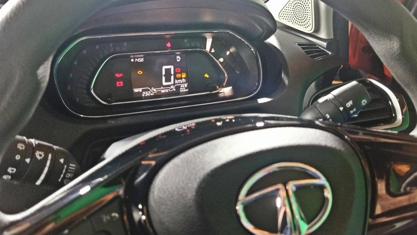 From a rear-view camera to a Harman audio system From a rear-view camera to a Harman audio system