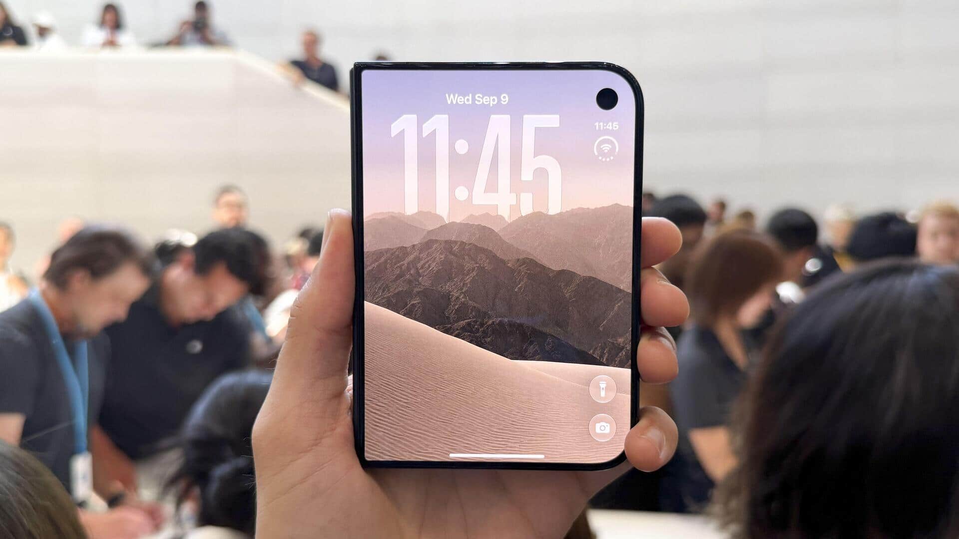 Apple explains how new iPhones delivers faster performance without overheating