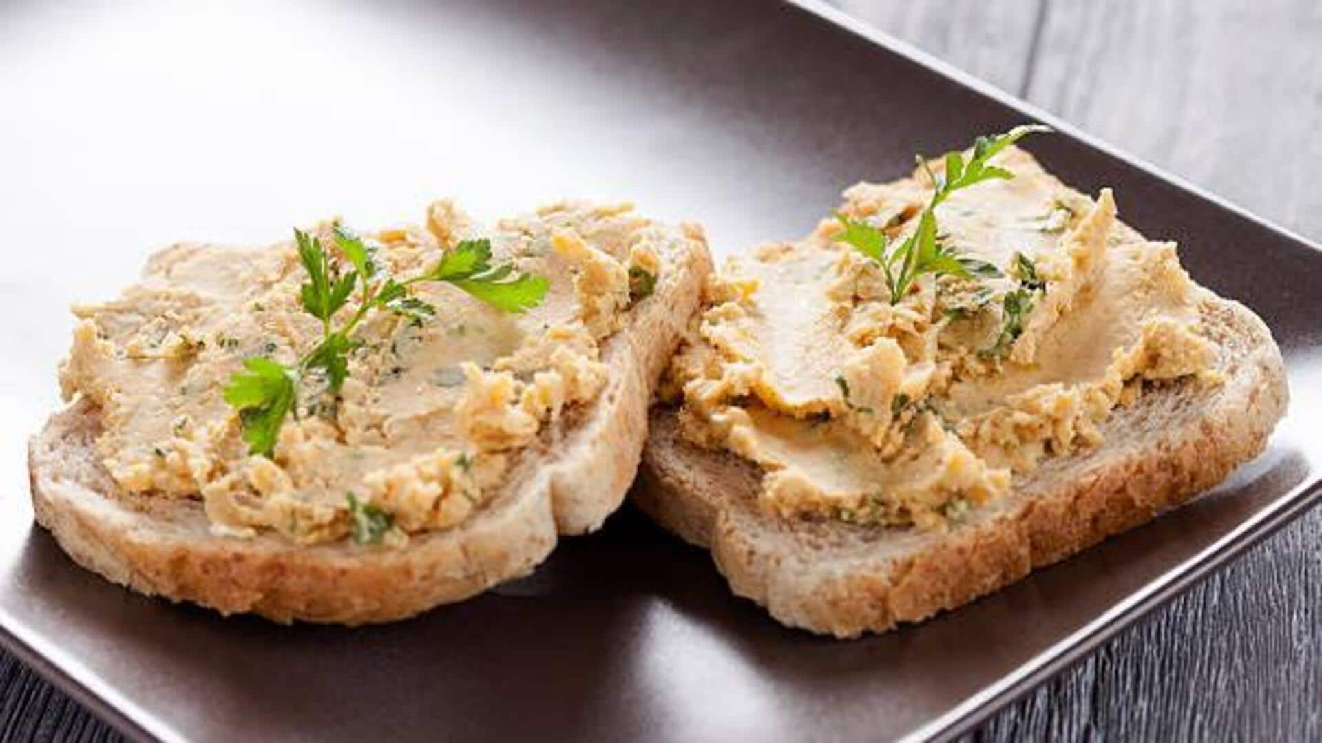 5-minute hummus toasts for busy mornings