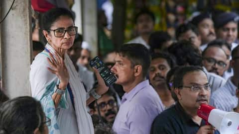 TMC dissolves all party committees, frontal organizations across Bengal 