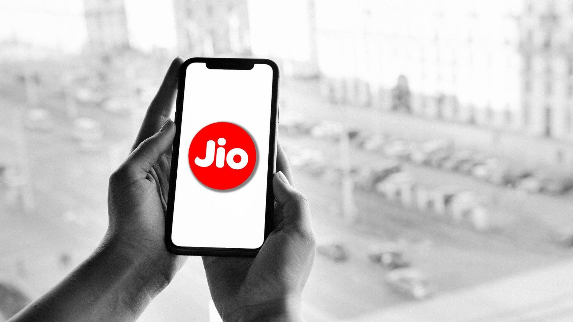 Jio users experience widespread internet outage across India
