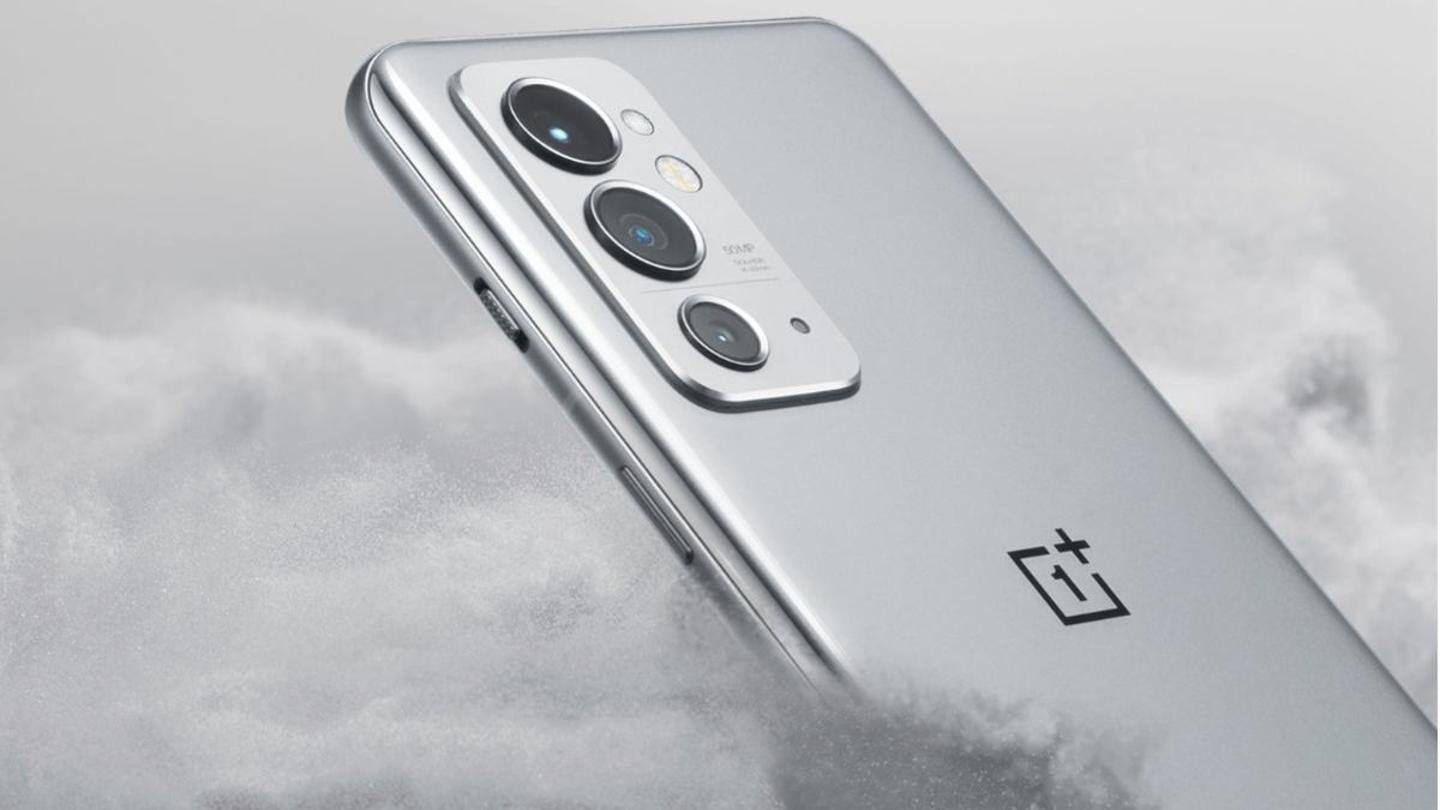 The handset features a 120Hz screen The handset features a 120Hz screen