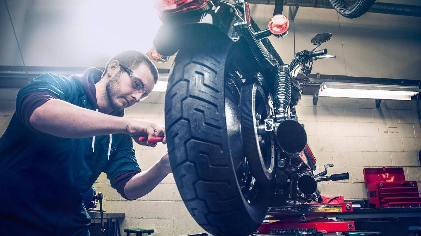 Engine oil is like blood for bike, keep a check Engine oil is like blood for bike, keep a check