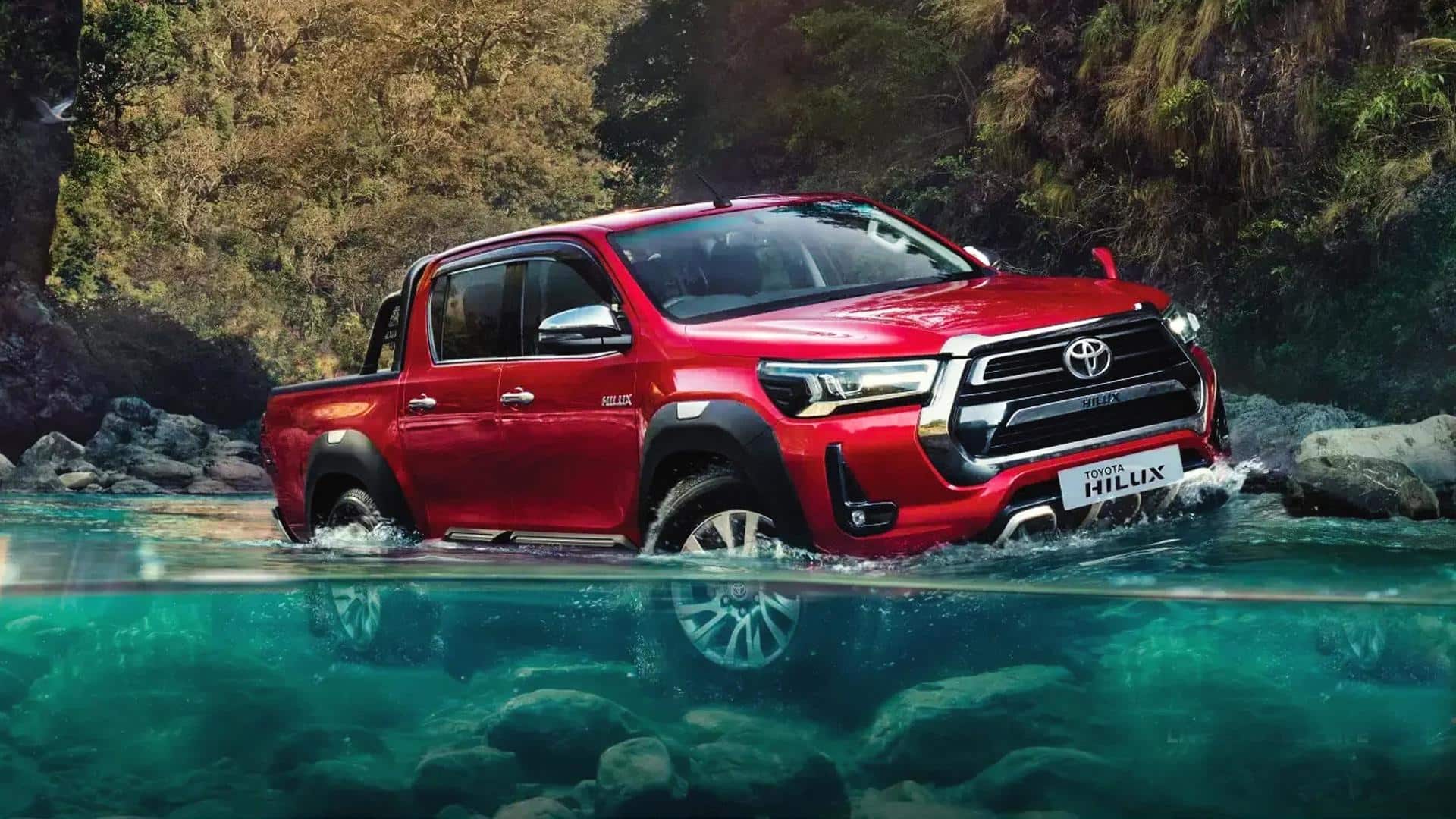 Toyota Hilux discounted by Rs. 8 lakh: Should you buy