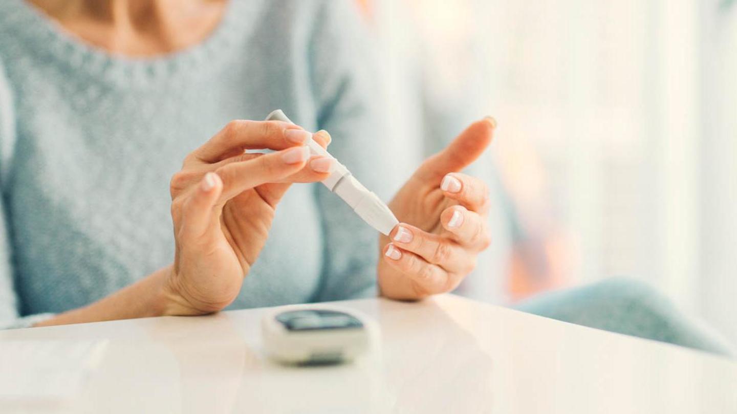 Is effective in reducing high sugar levels Is effective in reducing high sugar levels