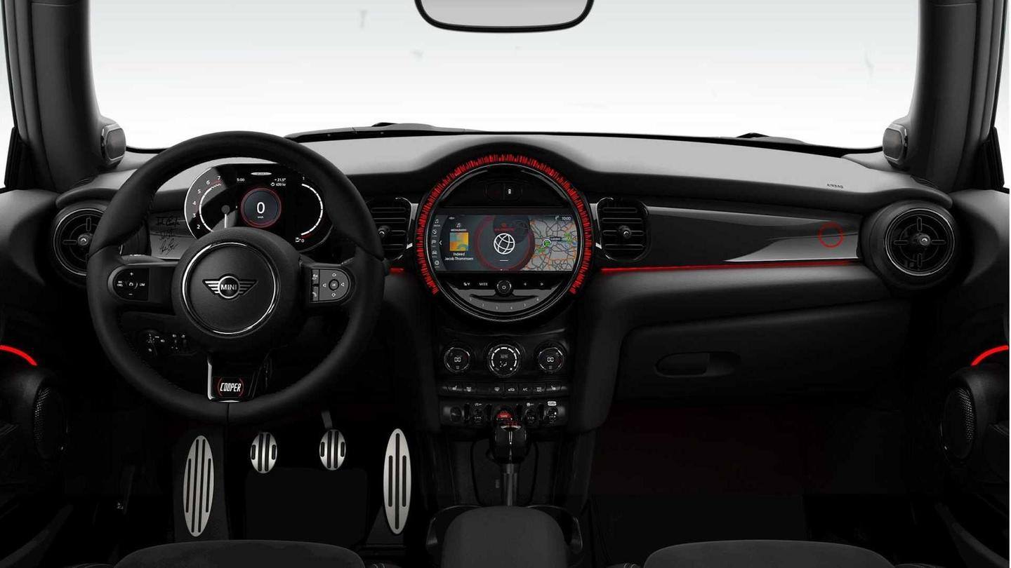 The vehicle gets a panoramic sunroof and multiple airbags The vehicle gets a panoramic sunroof and multiple airbags