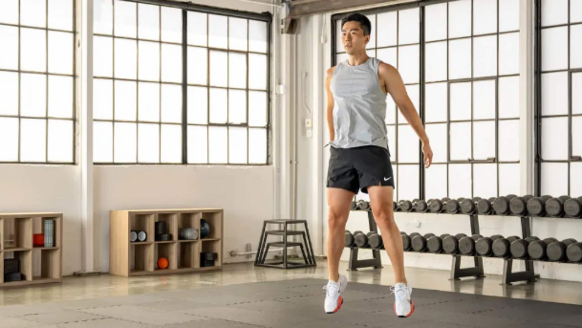 Elevate your workout: The science behind plyometric jump squats