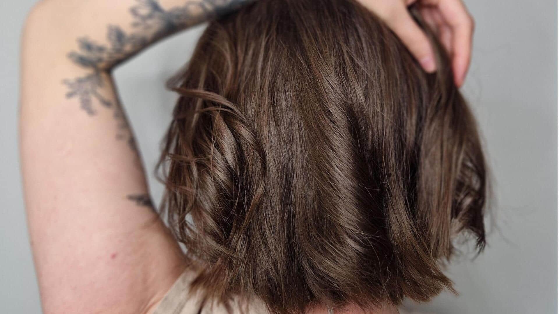 5 ways to style layered mid-length hair