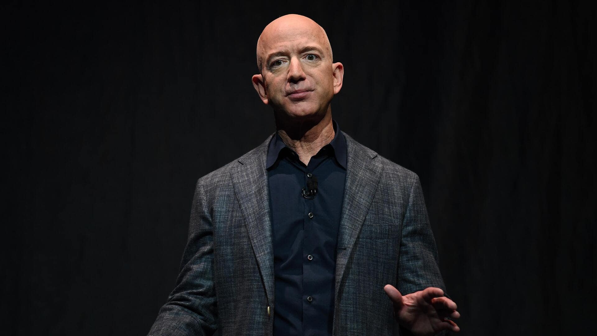 Jeff Bezos announces move to Miami, shares emotional note