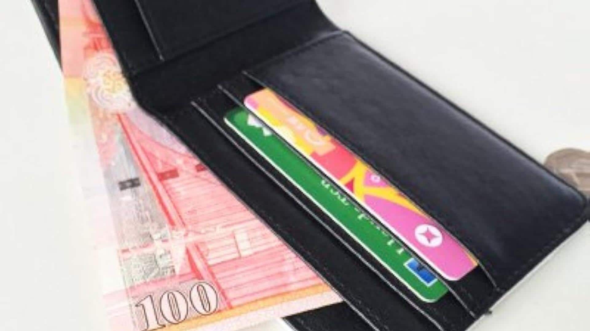 Cluttered wallet? These tricks can make it manageable