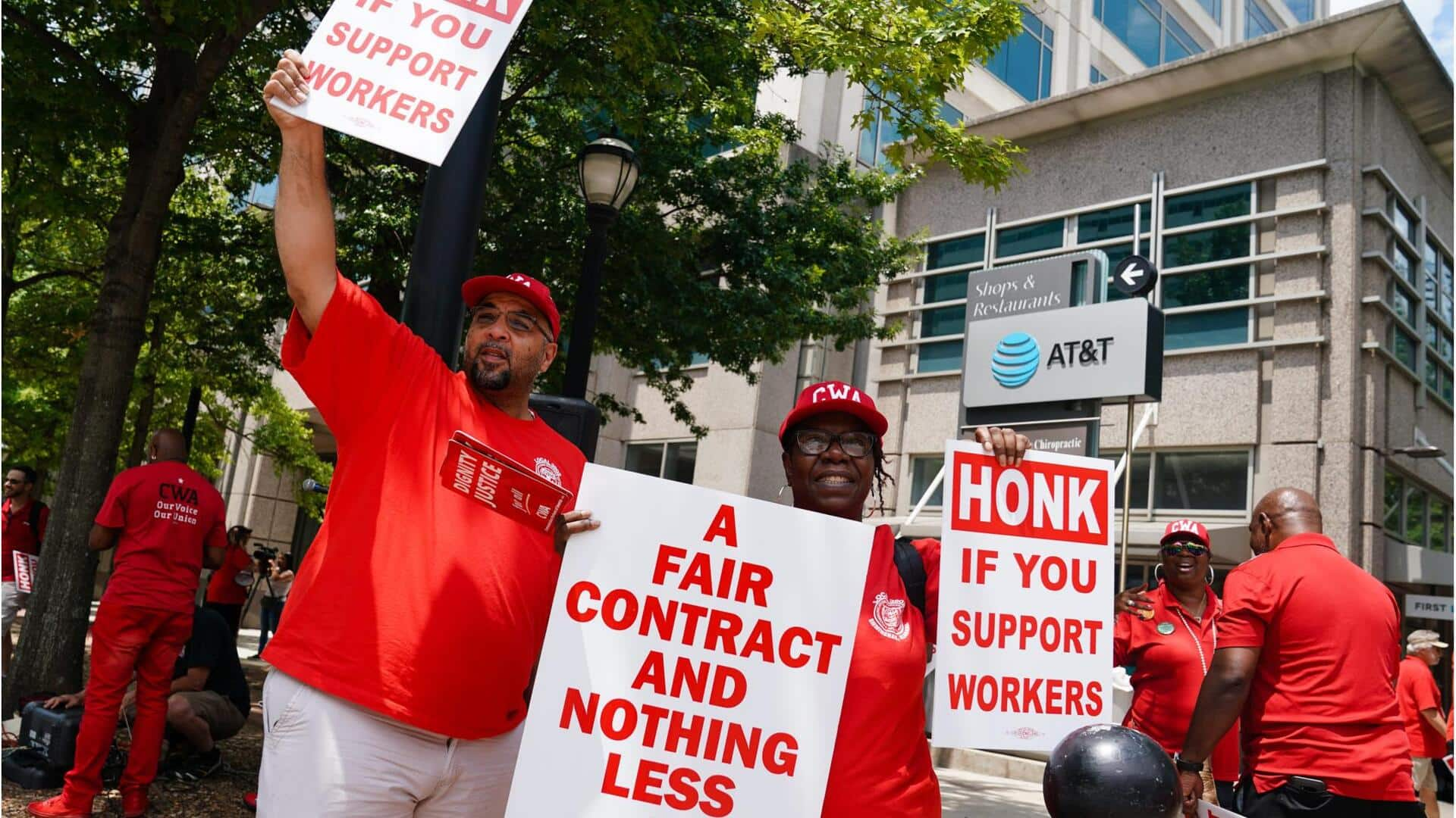 17,000 ATT workers end one of longest telecom strikes ever