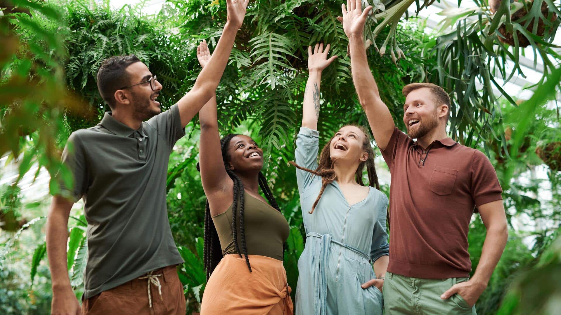 5 simple ways to host an eco-friendly gathering