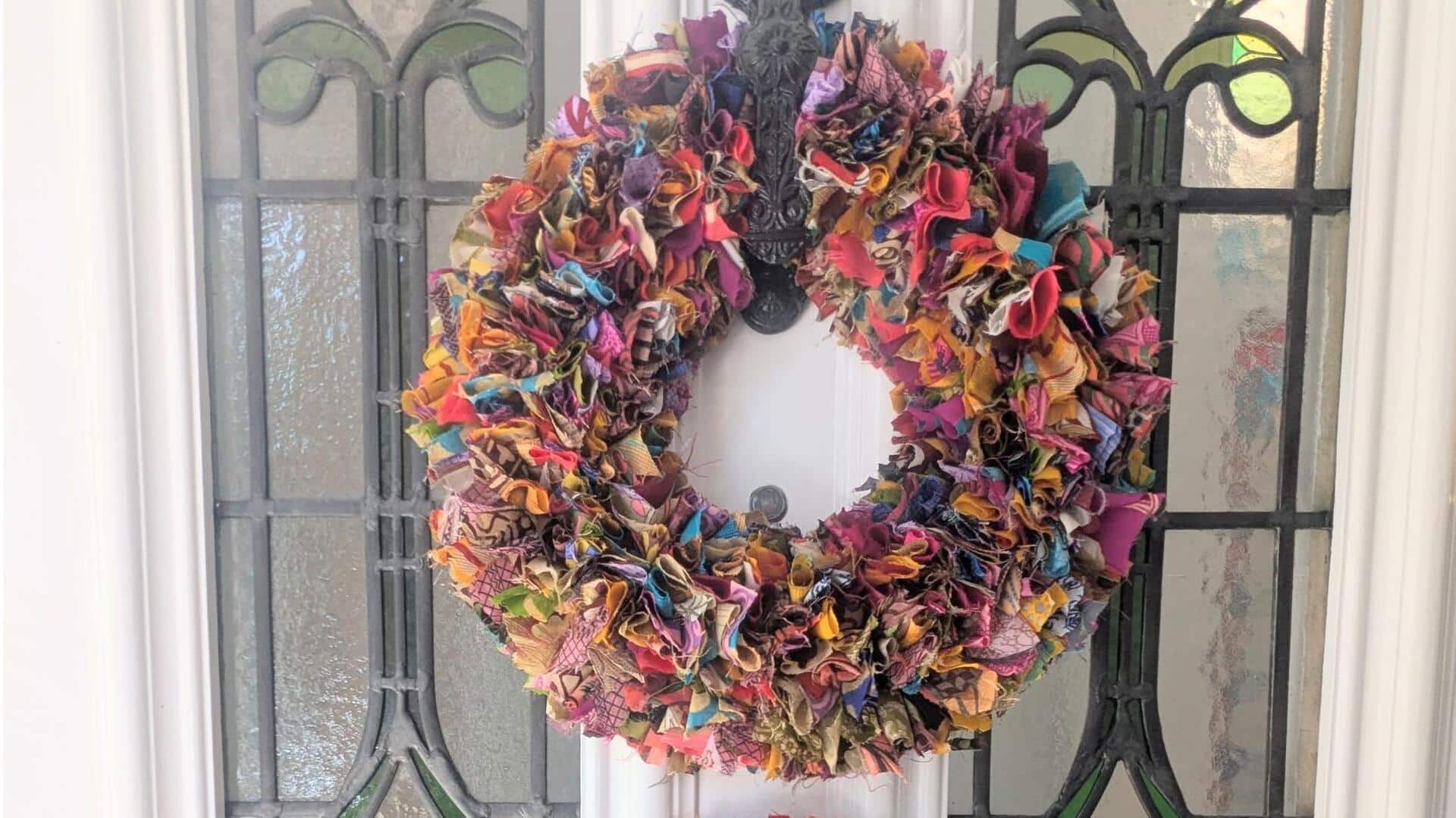 Make eco-friendly wreaths with these simple crafts