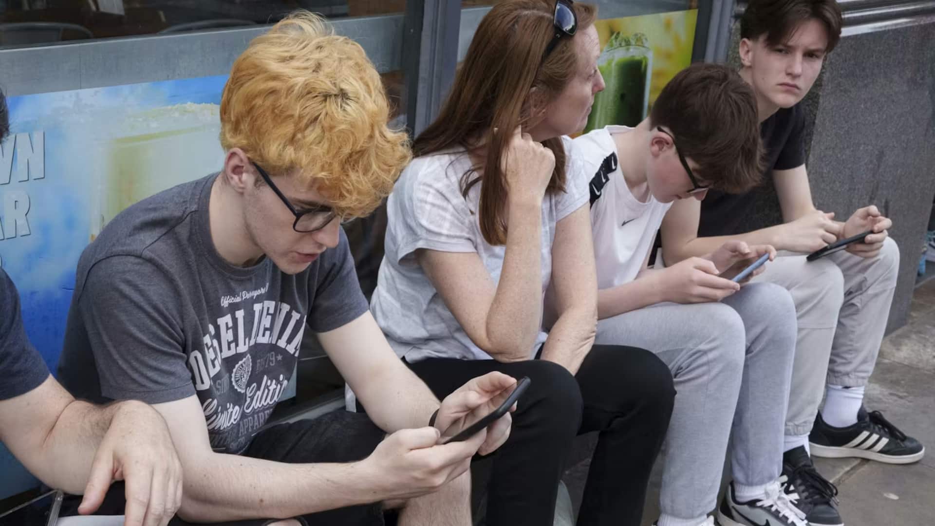 Australia's social media ban for under-16s comes into effect