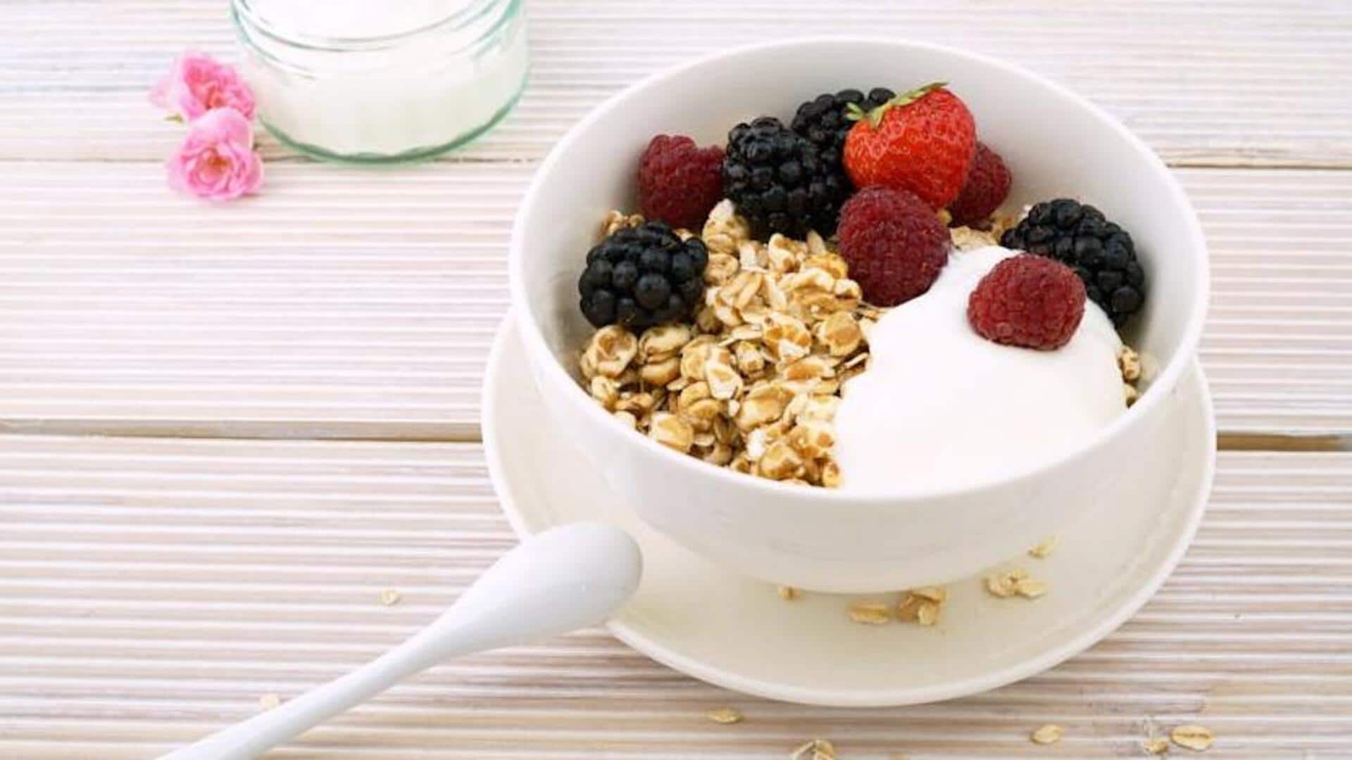 Add these delicious vegan yogurt bowls to your daily diet