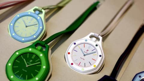 Swatch seeks $170M from Samsung in smartwatch design dispute