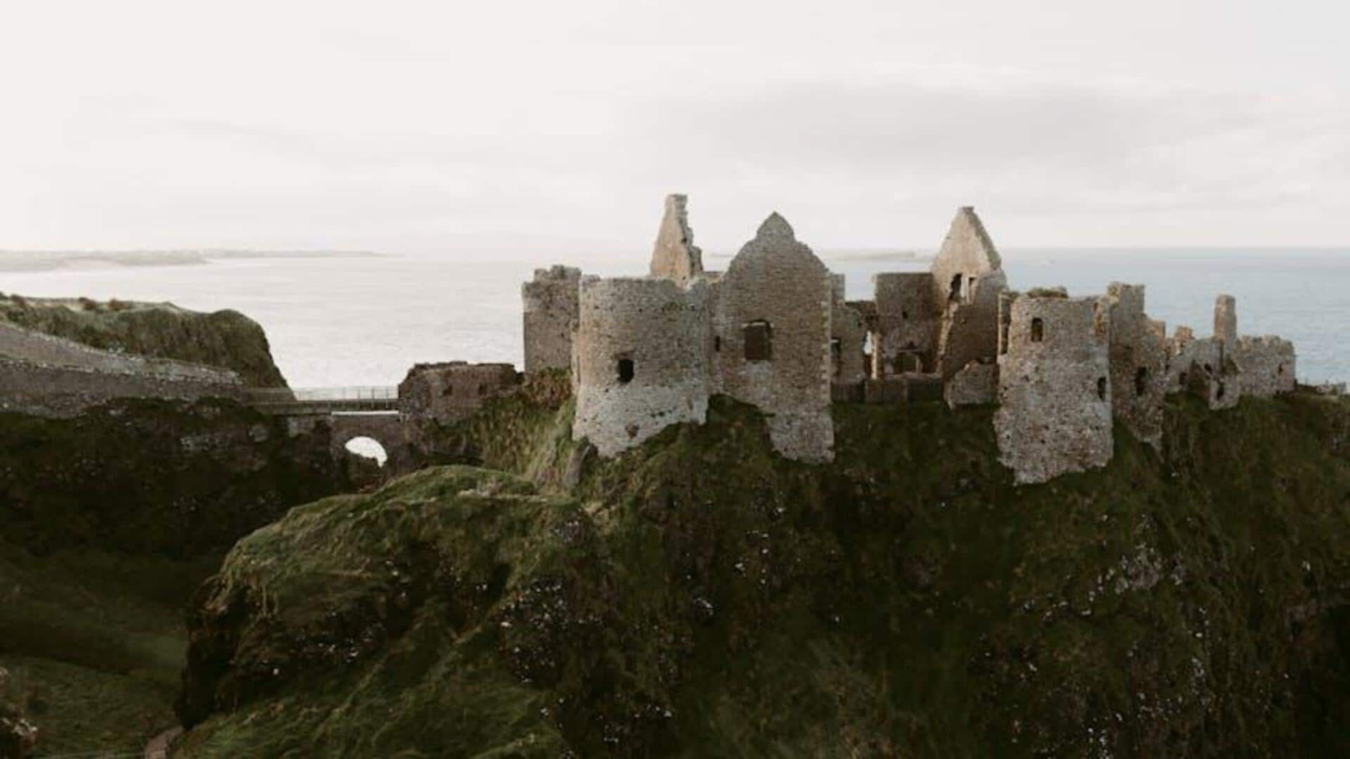 Discover the majestic abandoned castles on guided tours 