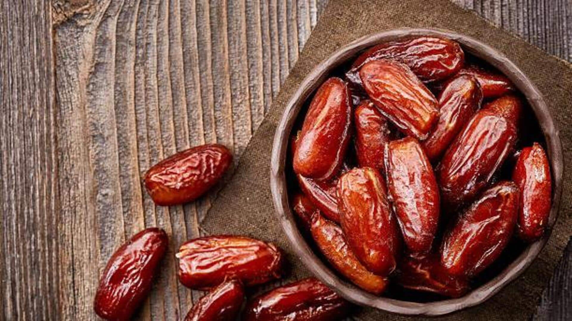 Quick morning recharge: 5-minute dates bowl Quick morning recharge: 5-minute dates bowl