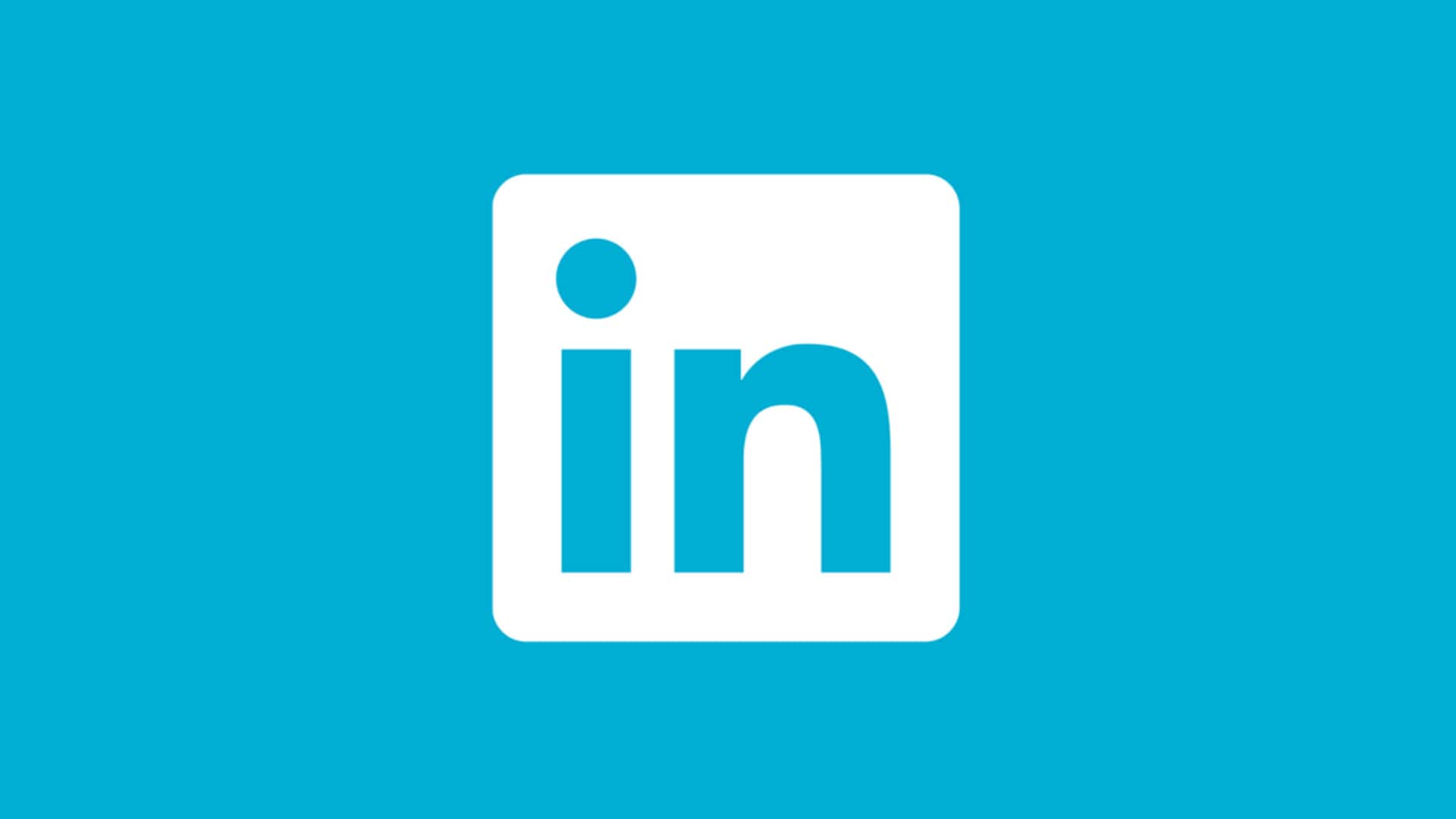 These 8 Grok prompts can improve your LinkedIn profile