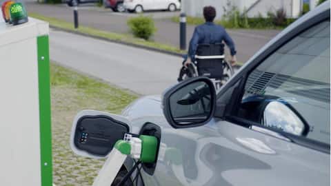 Ford's robot charging stations undergoing trials; will aid disabled drivers