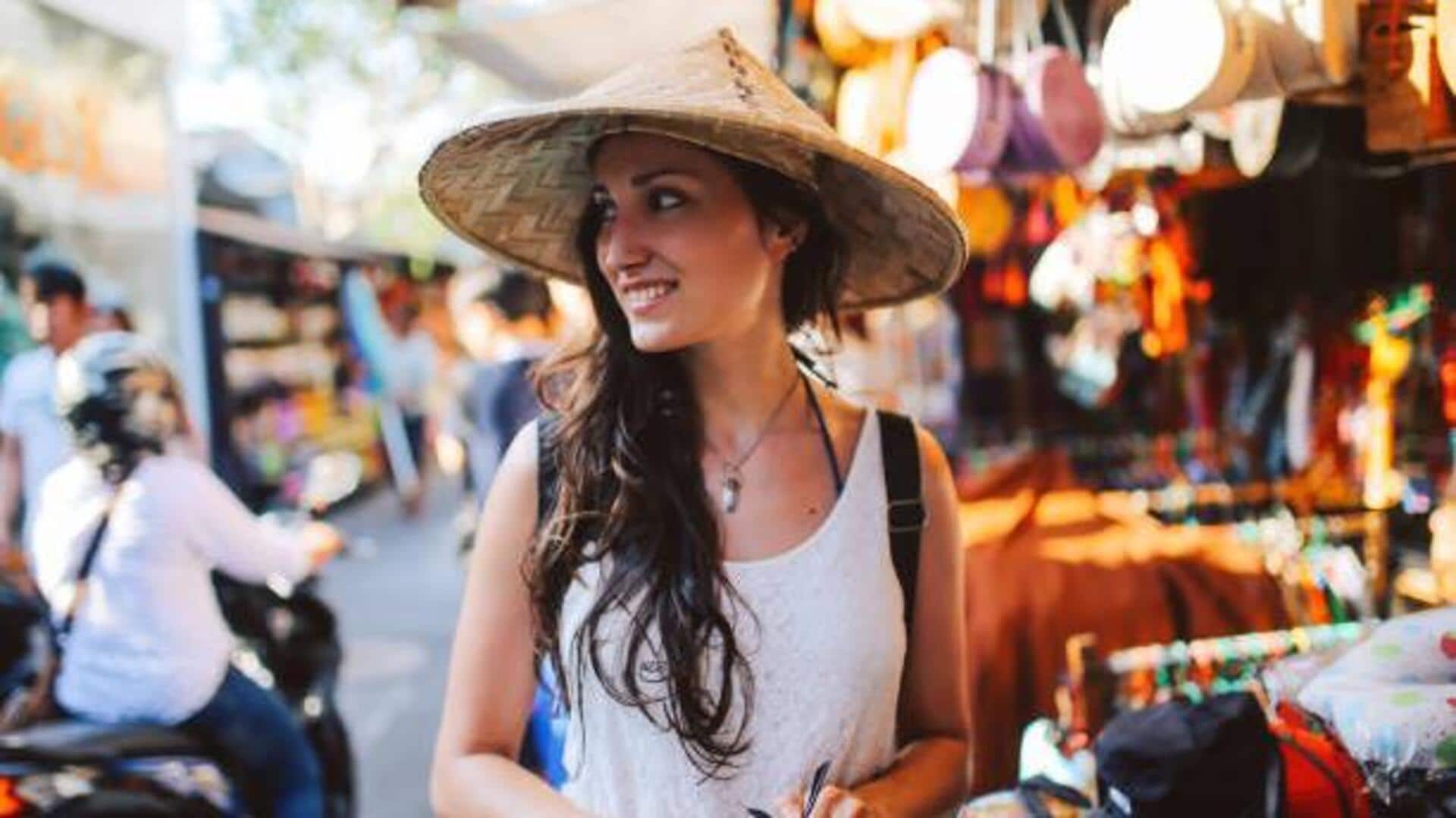 How to care for your skin while shopping outdoors 