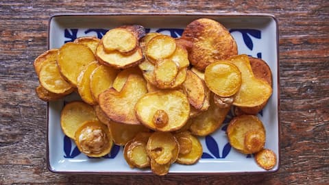 Breadfruit chips: A healthier snack than nachos