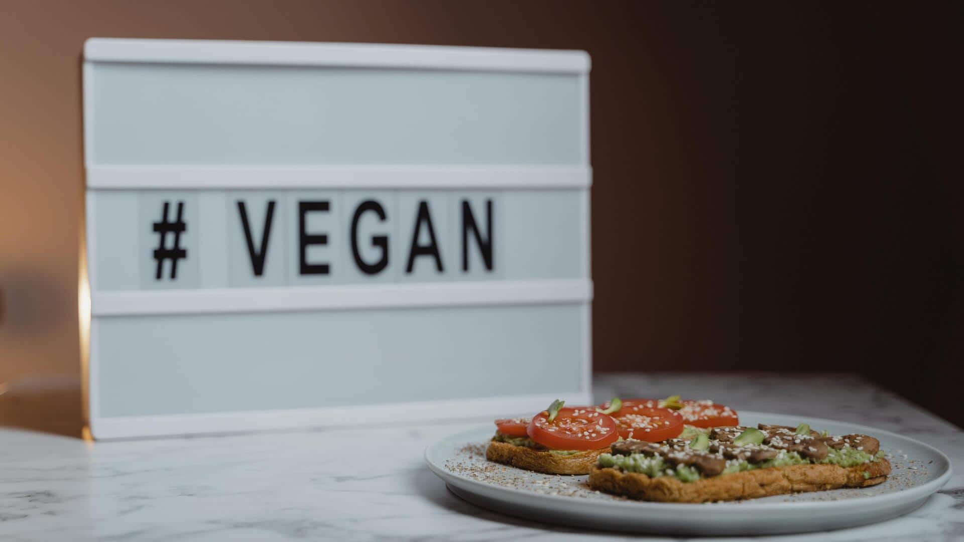 5 easy ways to enjoy vegan food on a budget