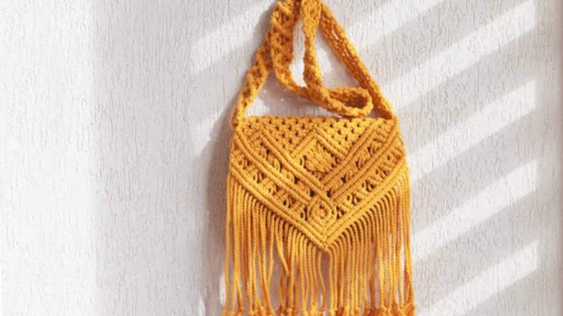 How to style knitted bags for any occasion