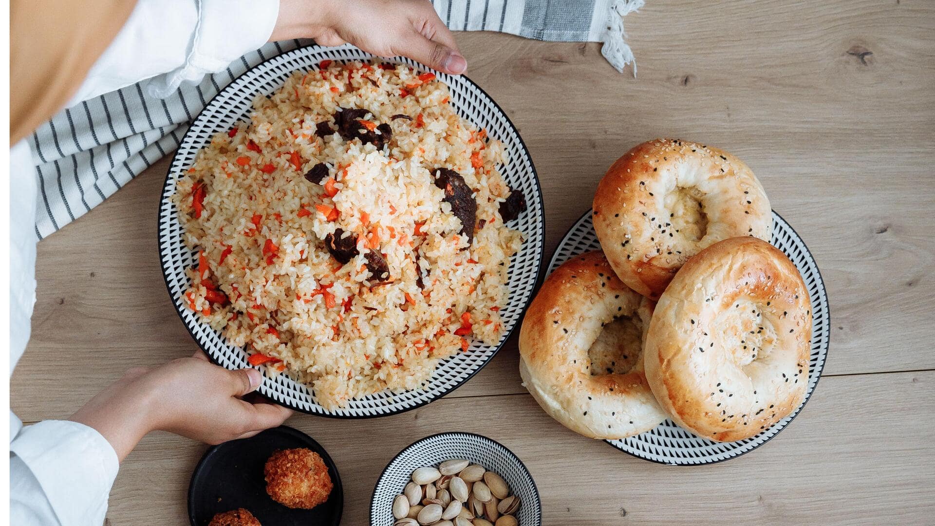 Give your meals a tangy twist with dried pomegranate seeds