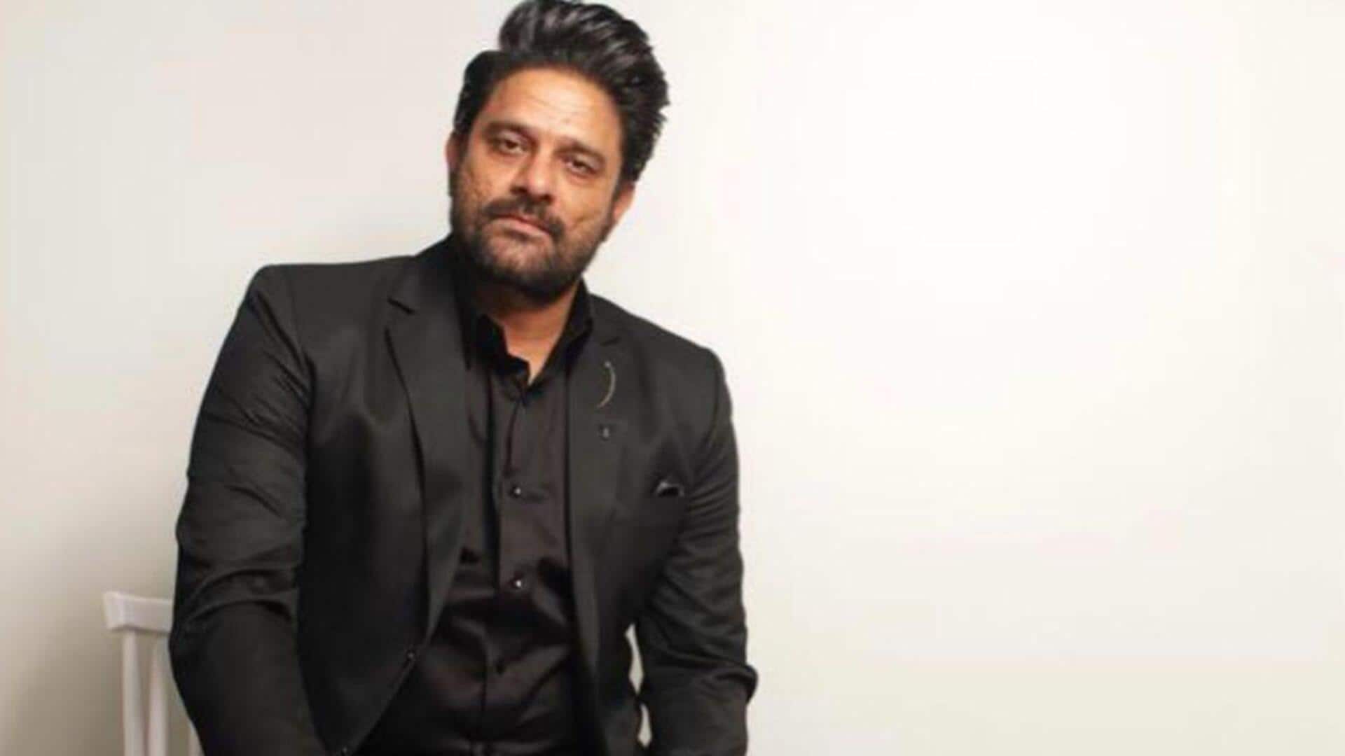 Jaideep Ahlawat and his wife buy ₹10cr apartment in Mumbai Jaideep Ahlawat and his wife buy ₹10cr apartment in Mumbai