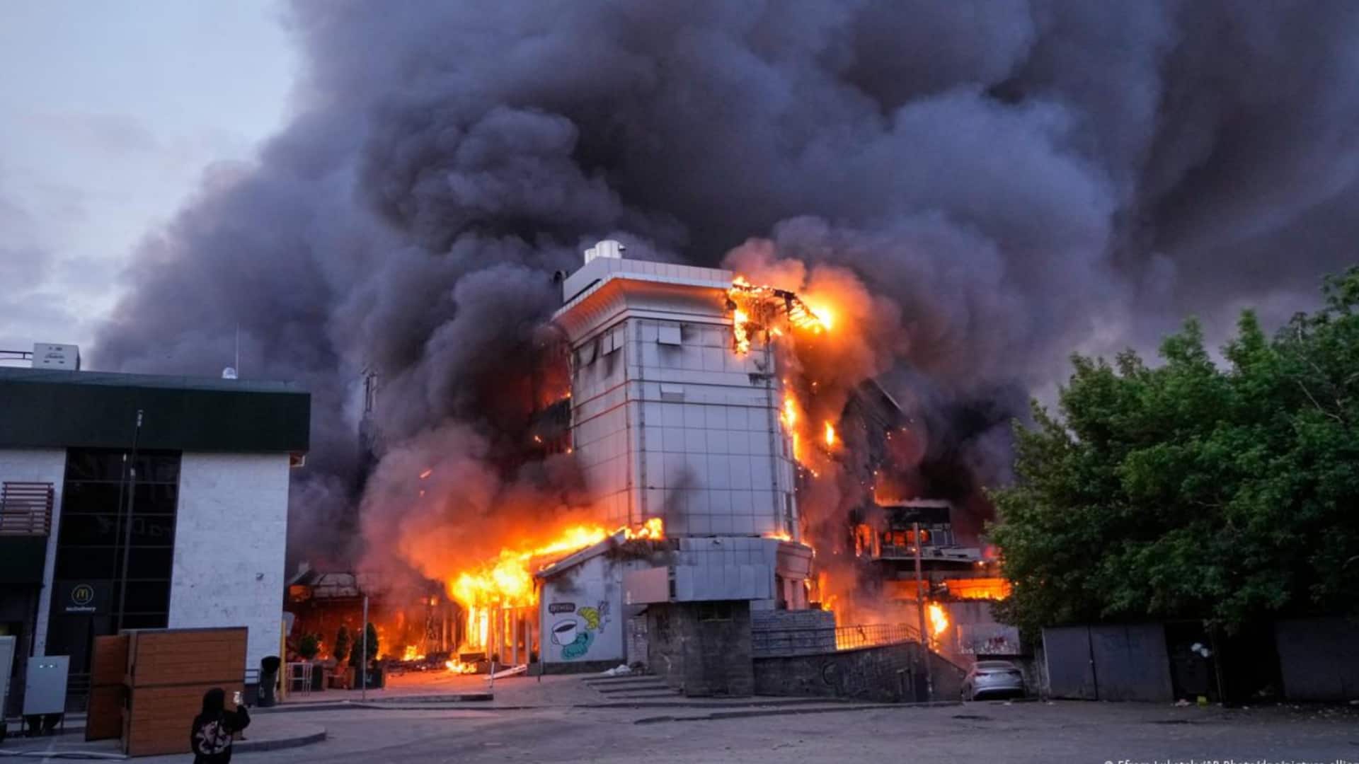 Russia strikes Kyiv with very heavy missile, drone barrage