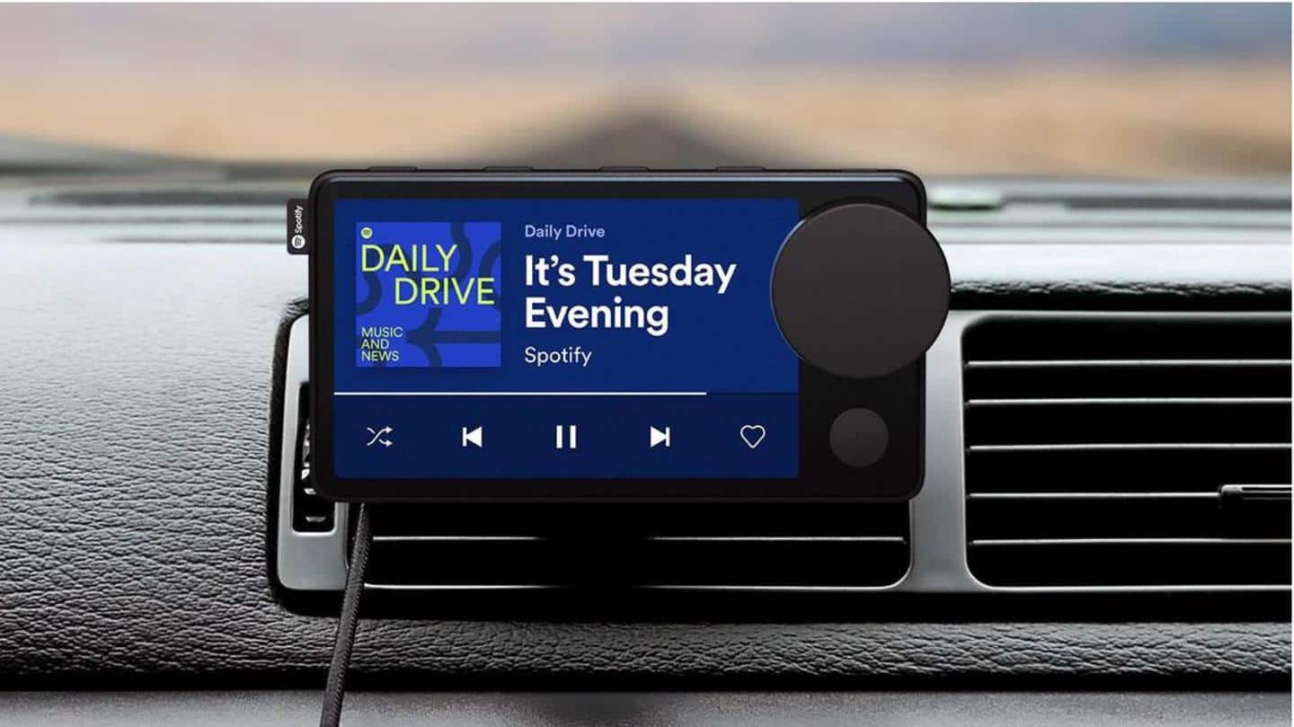 User can interact with the Car Thing using multi-functional dial User can interact with the Car Thing using multi-functional dial