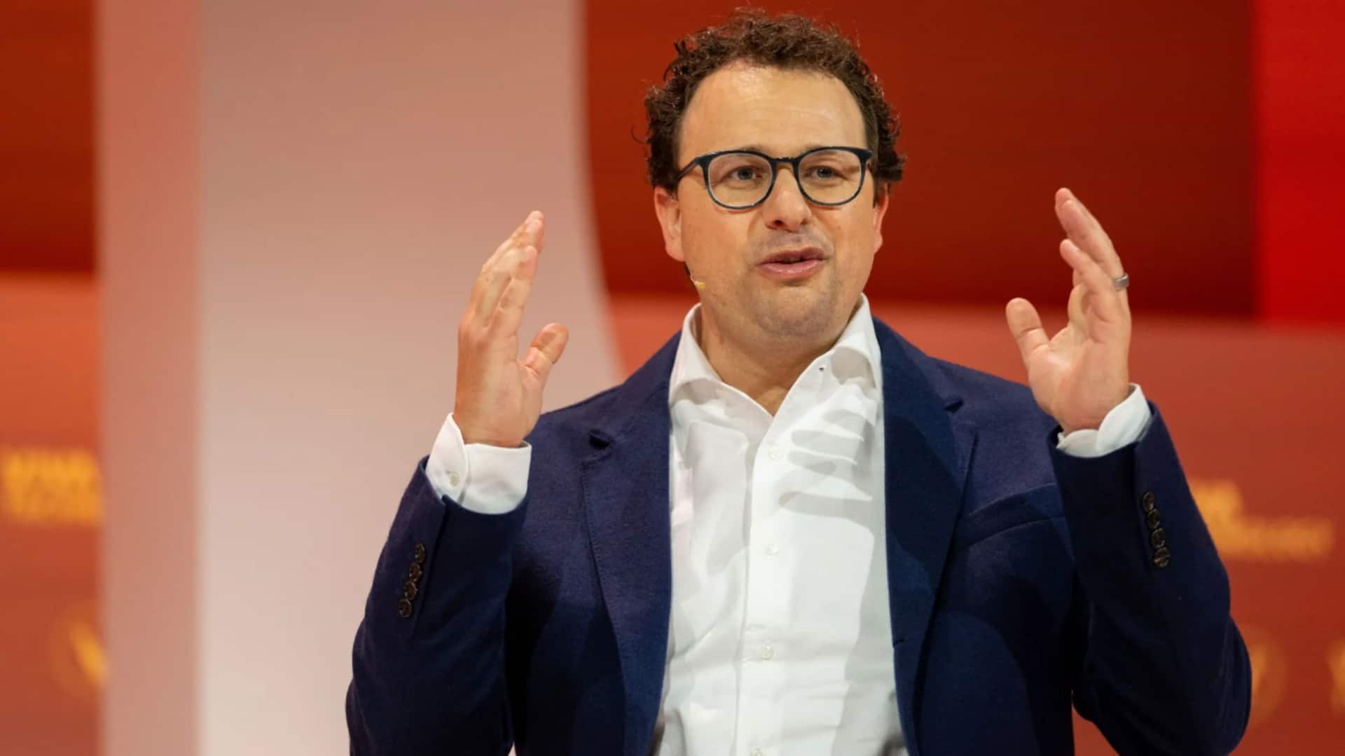 AI could eliminate white-collar jobs in 5 years: Anthropic CEO