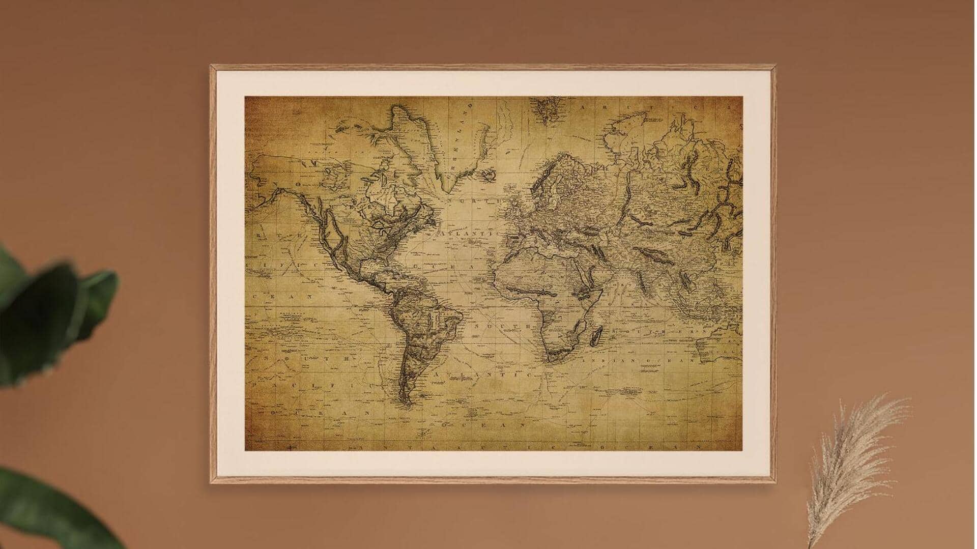 What is vintage map wall art?