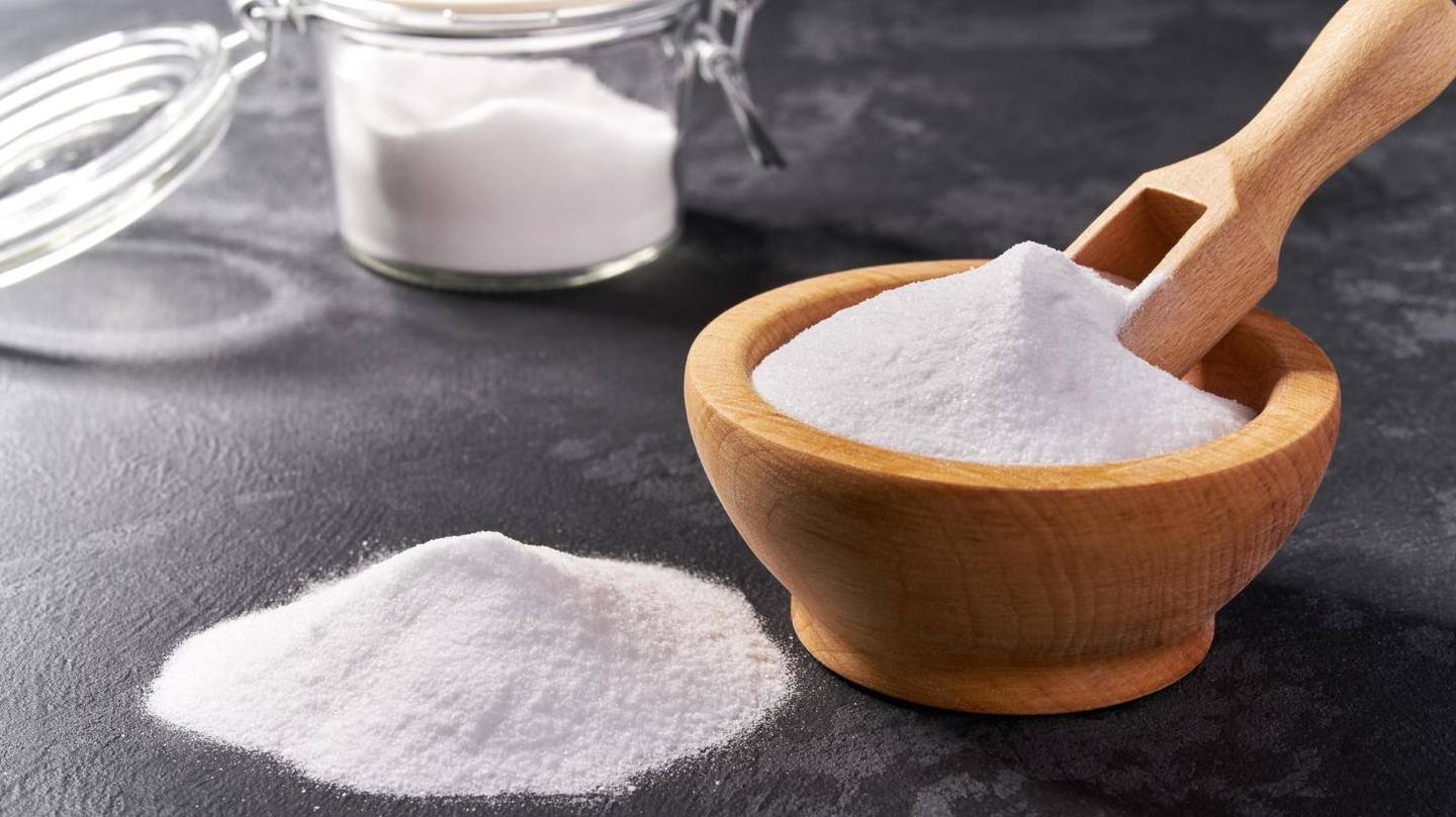 Baking soda and lemon juice help in balancing the acidity Baking soda and lemon juice help in balancing the acidity