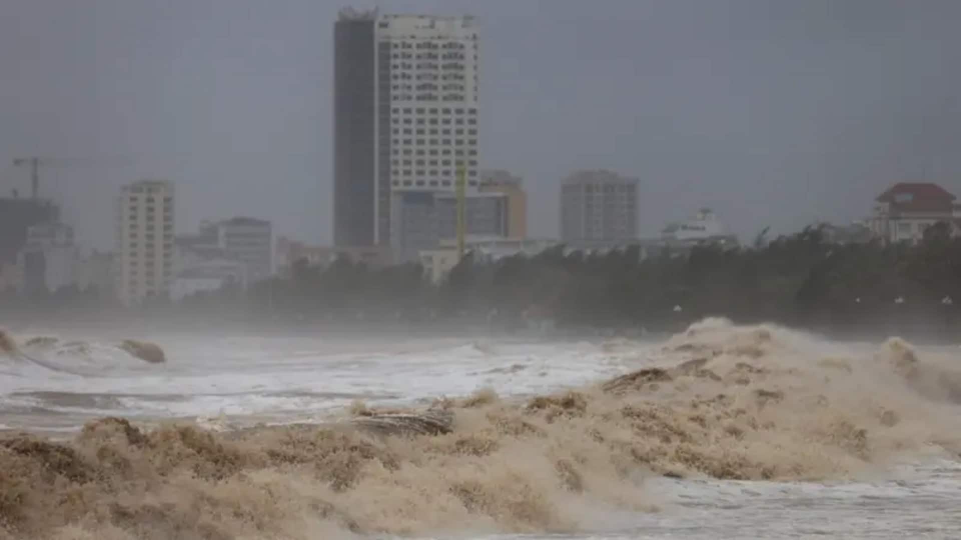 Typhoon Kajiki hits Vietnam; 3 killed, widespread flooding, landslides reported