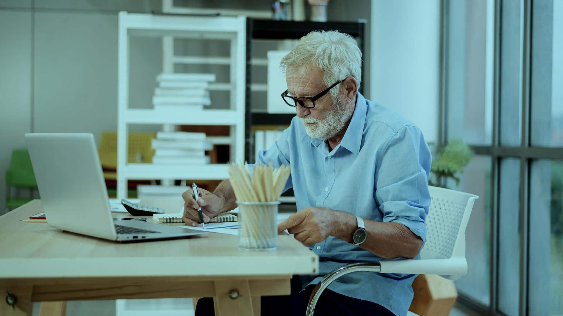 Looking for reliable jobs post-retirement? These platforms can help