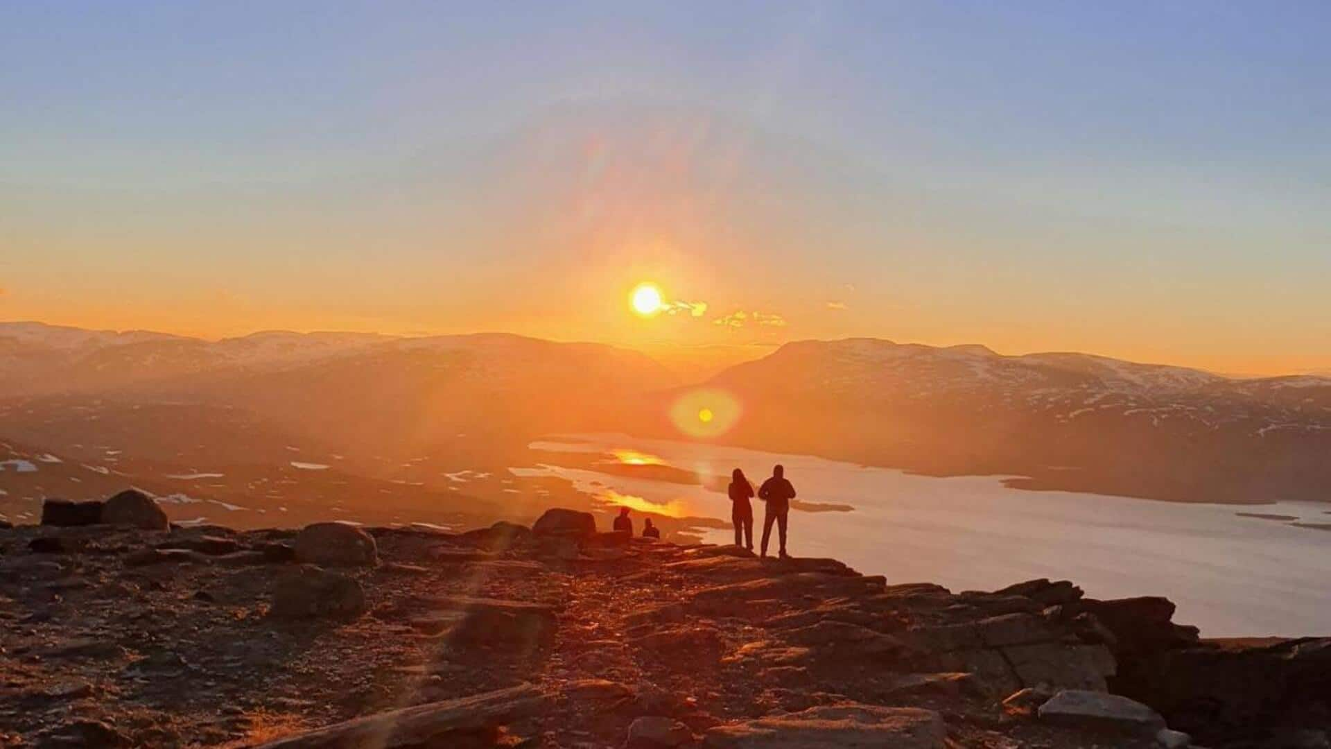 A guide to hiking under the Arctic's midnight sun